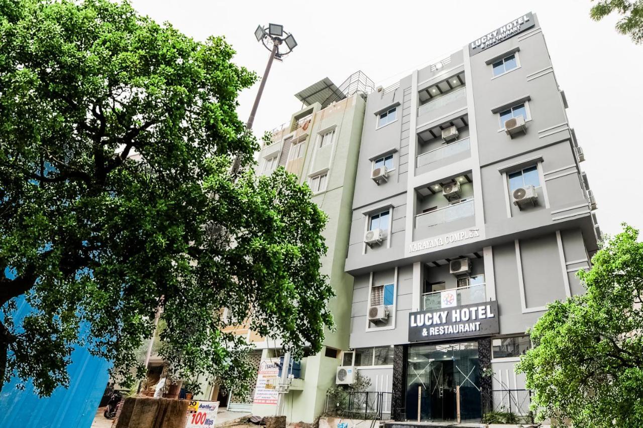 Super Hotel O Lucky Hotels Gachibowli ハイデラバード エクステリア 写真